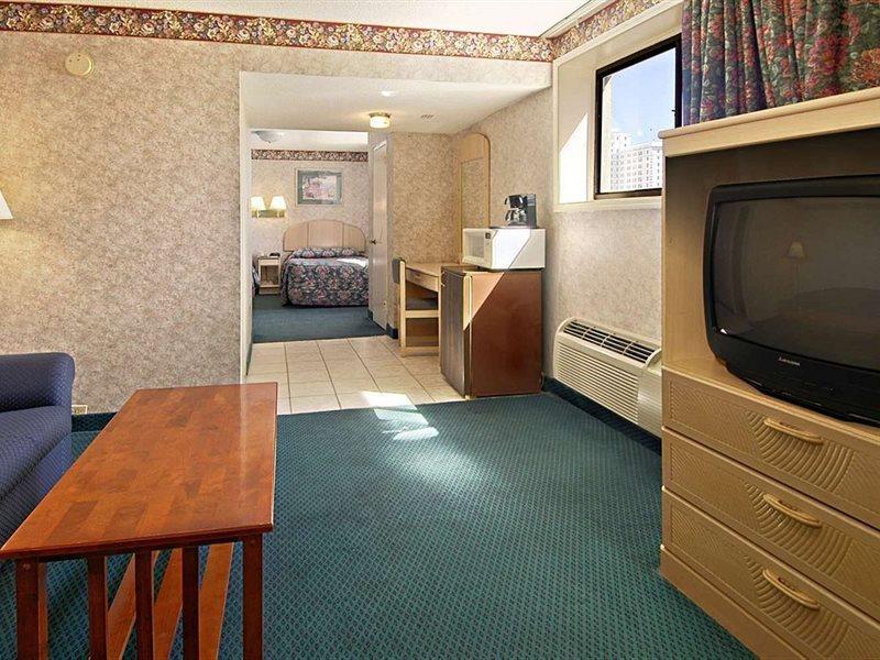 Super 8 By Wyndham Atlantic City Eksteriør billede