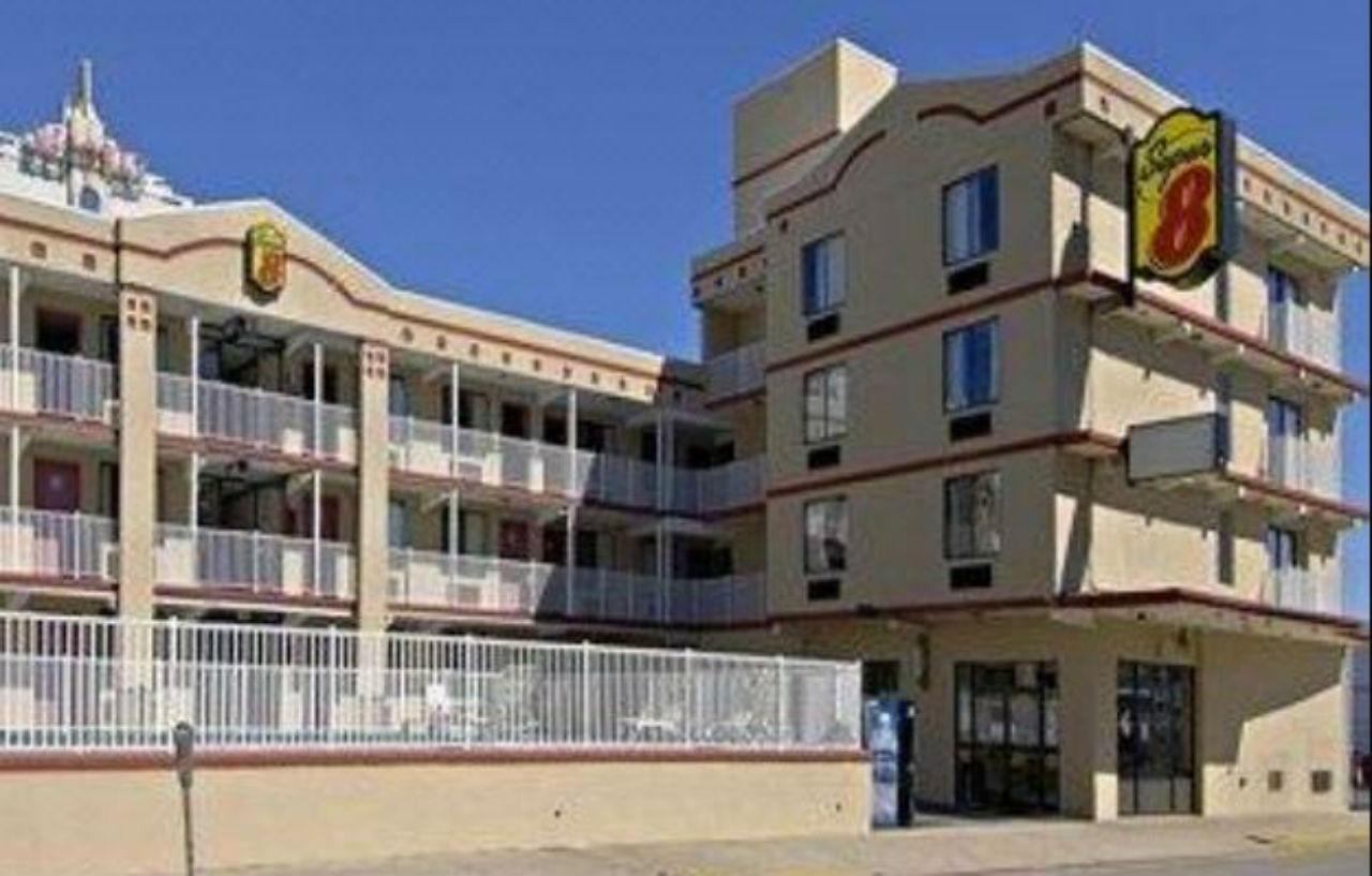 Super 8 By Wyndham Atlantic City Eksteriør billede